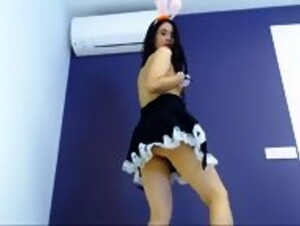 Naughty Singapore Teen Live Cam Show In Maid Costume