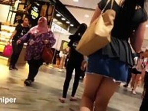 Singapore Upskirt - Ol Rare Colour